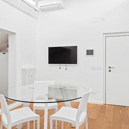 Via Corfu Cozy Nest Apartment เวโรนา ภายนอก รูปภาพ