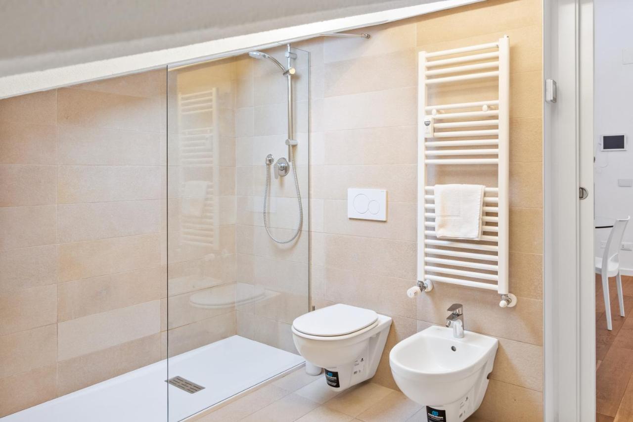 Via Corfu Cozy Nest Apartment เวโรนา ภายนอก รูปภาพ